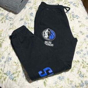hollister dallas mavericks sweatpants size large